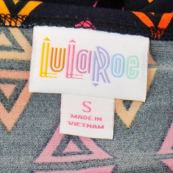 LuLaRoe Irma Triangle/Diamond Print Tunic Top Size S NWT - Picture 6 of 9